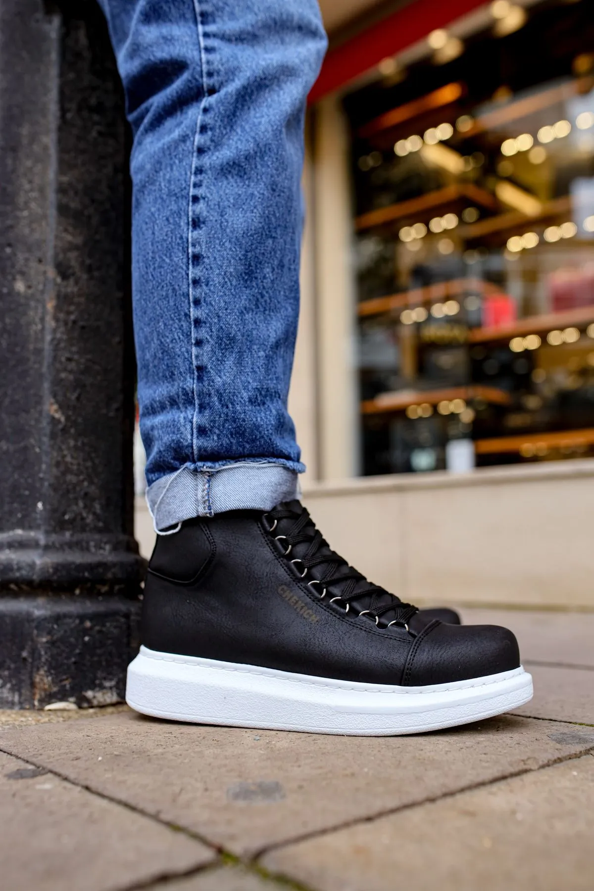 Black Mid Top Sneaker CH258