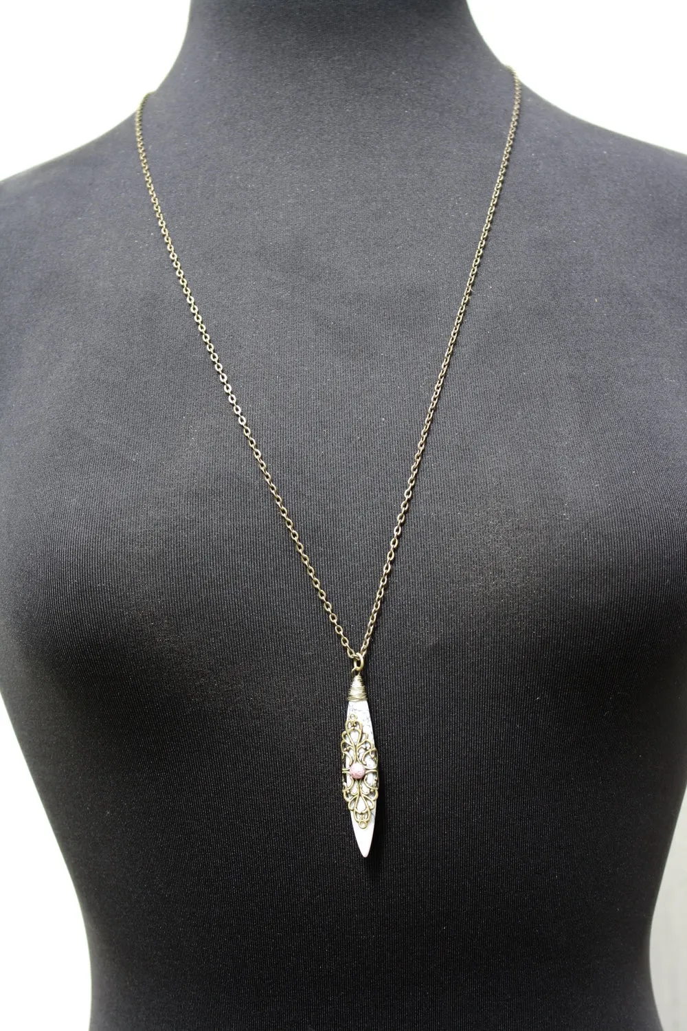 Ila necklace