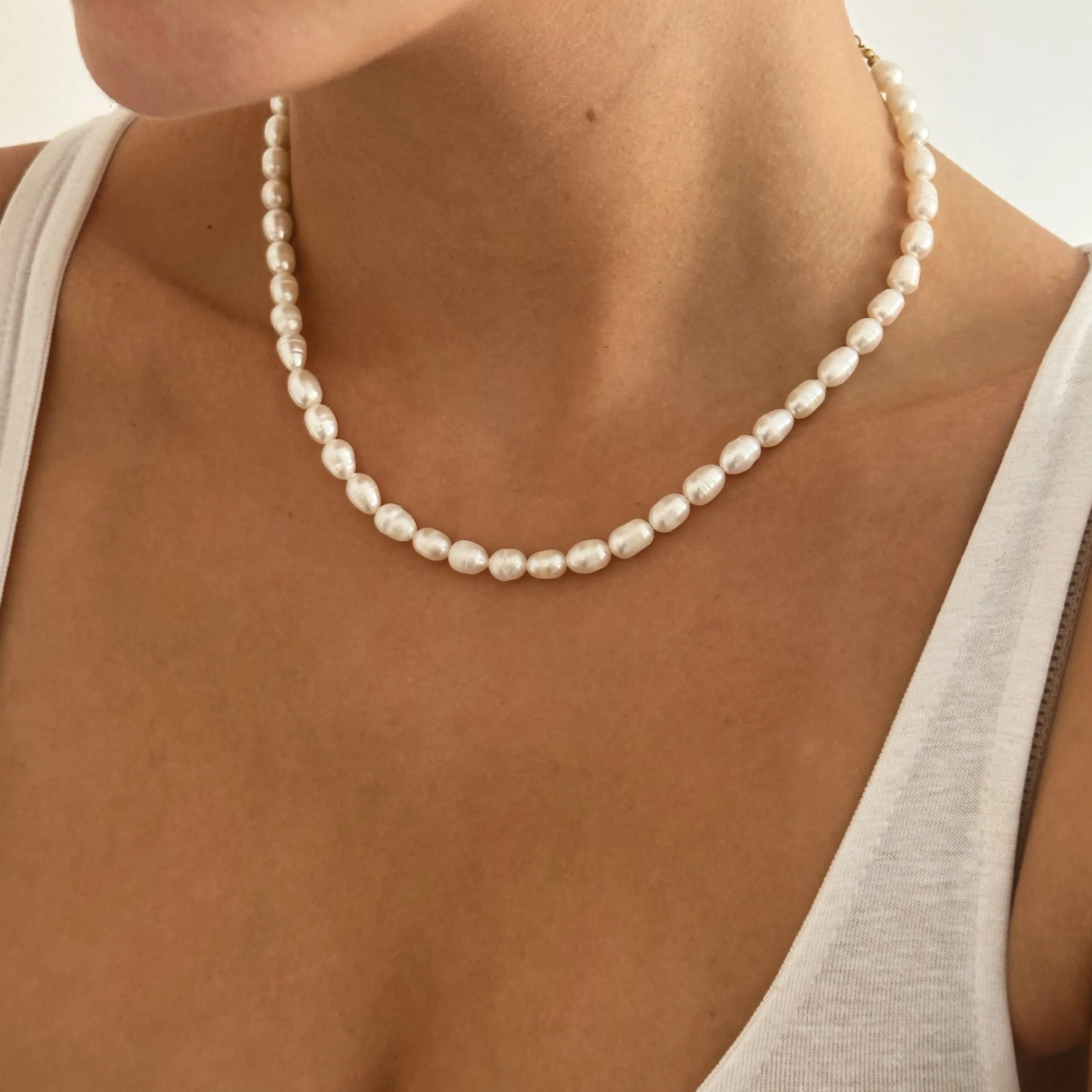 Single Pearl Necklace