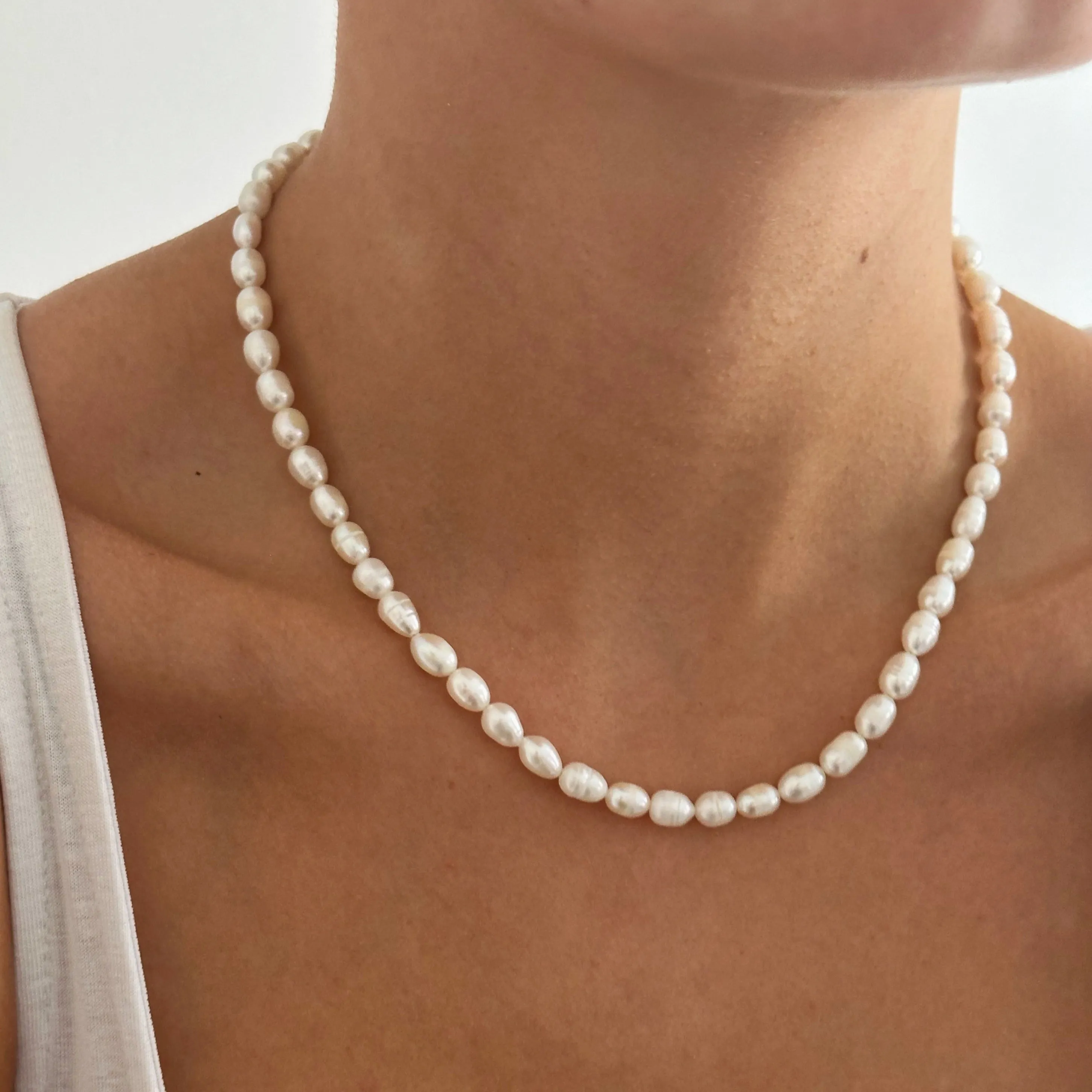 Single Pearl Necklace