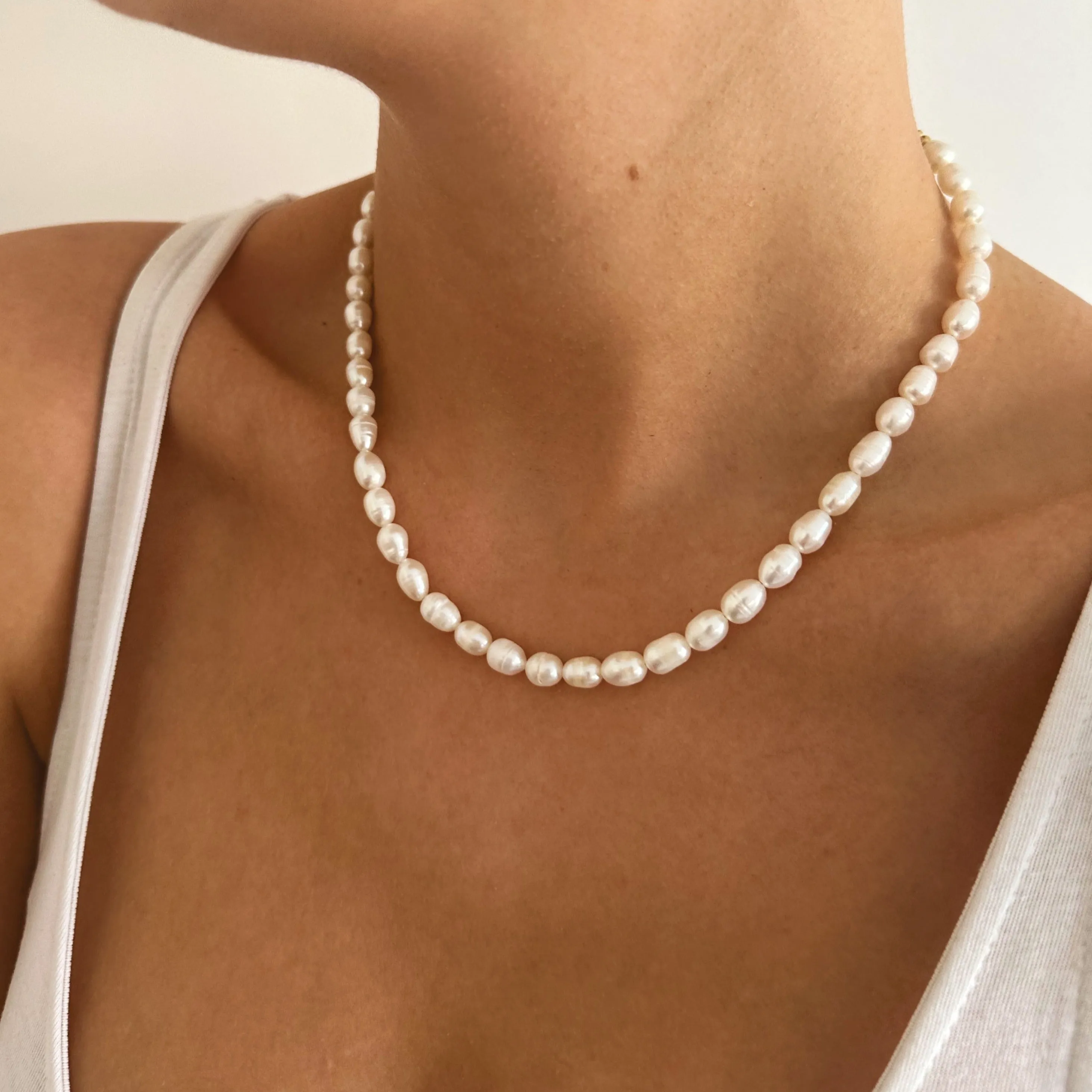 Single Pearl Necklace