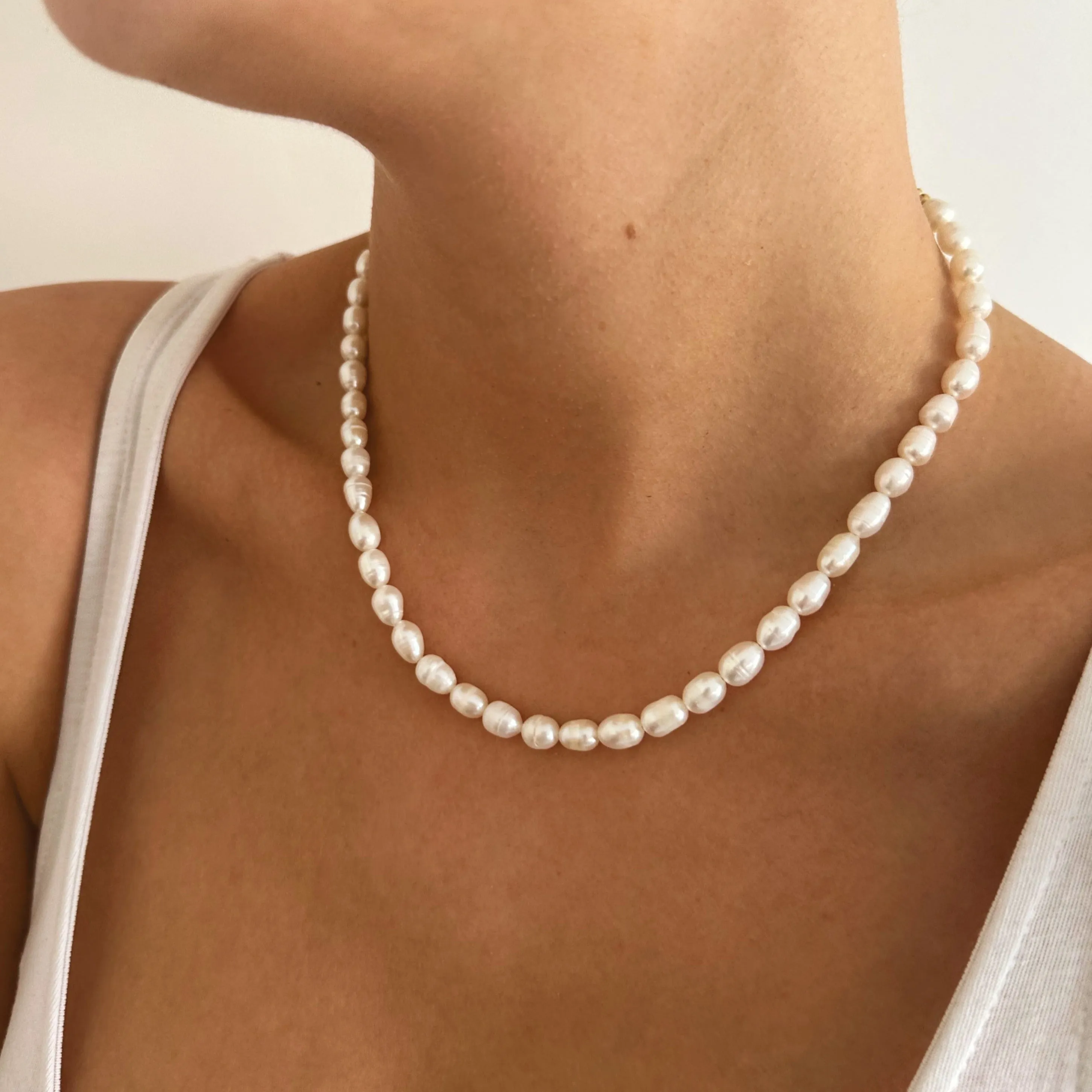 Single Pearl Necklace