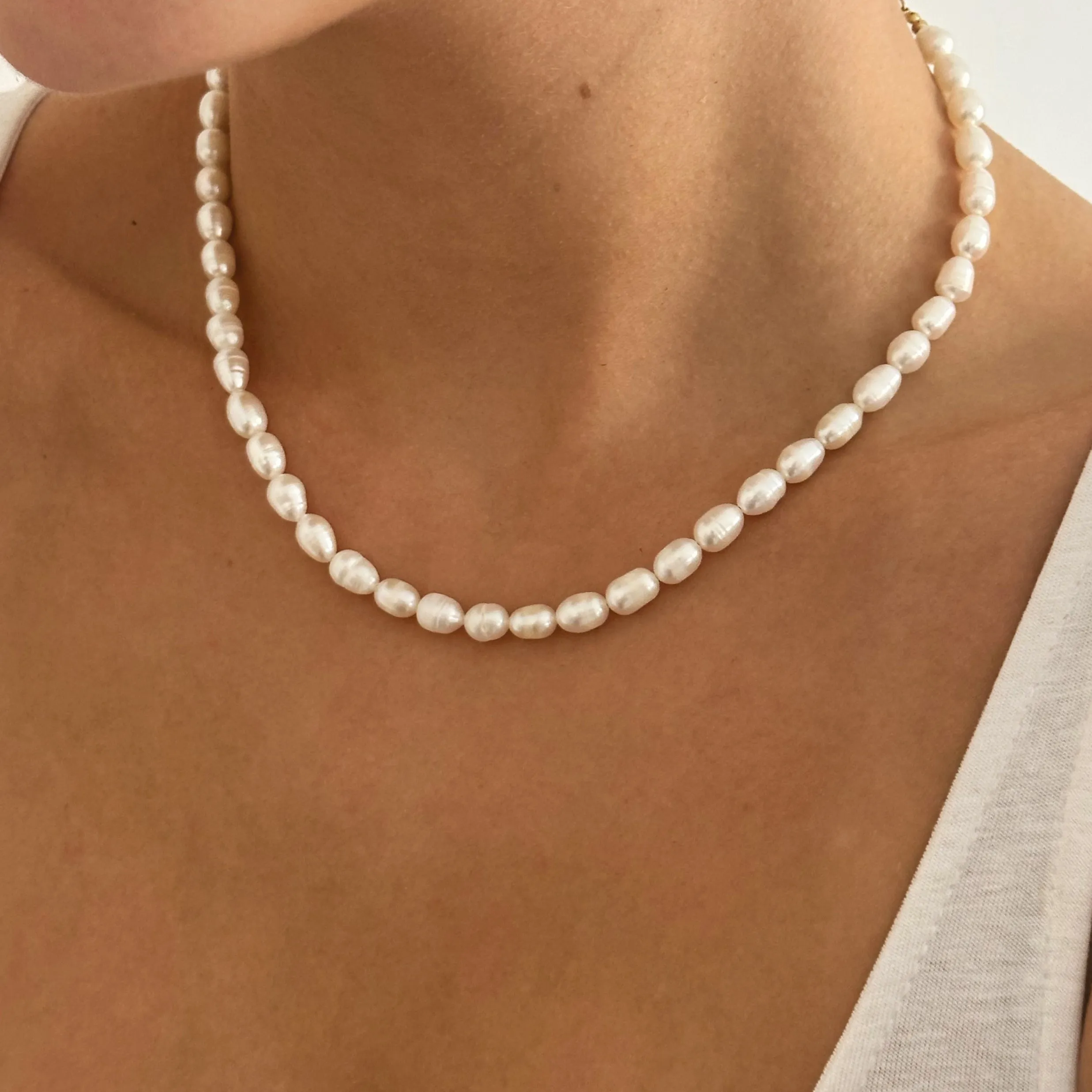 Single Pearl Necklace