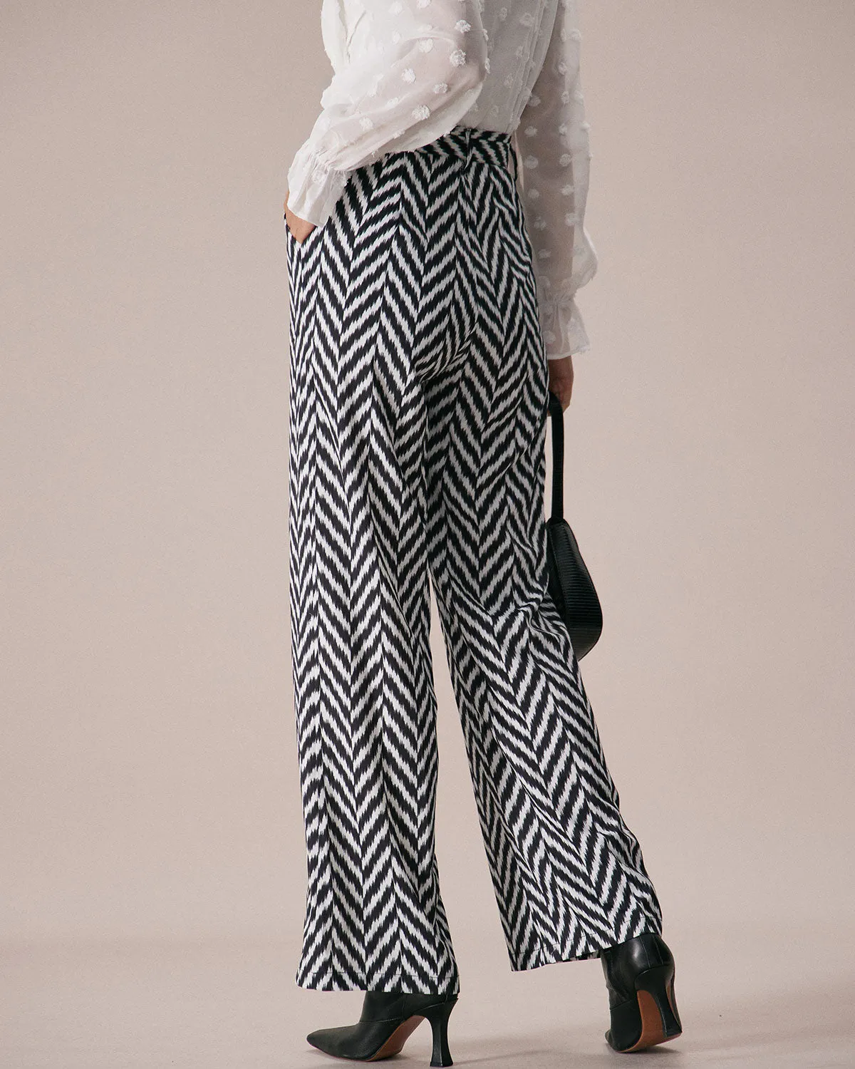 The Grey Wave Pattern Button Straight Pants