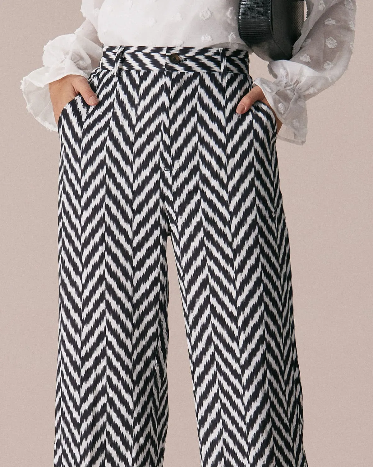 The Grey Wave Pattern Button Straight Pants